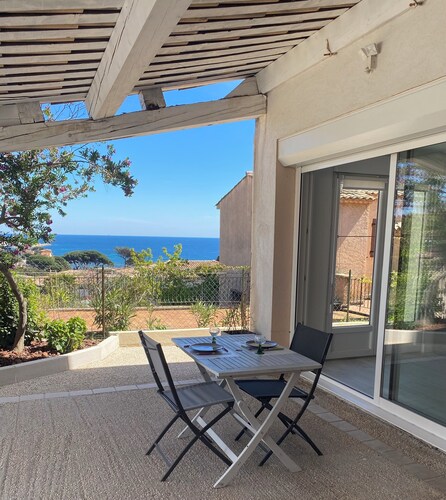 NEW Appart. New 3 pers quiet. Domaine de la Croisette Sainte Maxime sea view