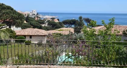 NEW Appart. New 3 pers quiet. Domaine de la Croisette Sainte Maxime sea view