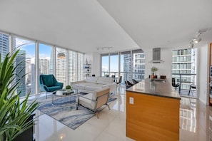 Smart TV - Sun, Style & Skyline | Modern Icon Brickell 2BR (Miami)