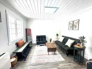 Living area - Wonderful 2-bedroom house in Eckerman (Eckerman)