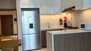 Deluxe-Apartment, 2 Schlafzimmer | Eigene Küche | Großer Kühlschrank, Mikrowelle, Kochgeschirr/Geschirr/Besteck