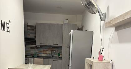 Three-room renovated apartment in the heart of the historic center of bologna