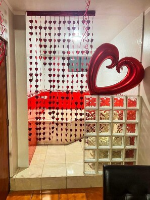 Comfort Room | Egyptian cotton sheets, premium bedding, down comforters - HOSTAL PARIS 1 (Lima)