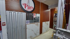 Reception - HOSTAL PARIS 1 (Lima)