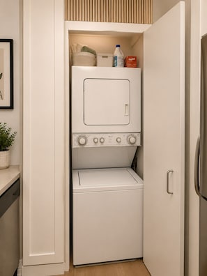 Interior - NYC Studio with Private Bathroom & Kitchenette (New York)