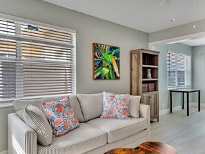 Apartment (1 Bedroom) | Floor plan - Modern Apt Near Beach Views & Wi-fi (Hollywood)