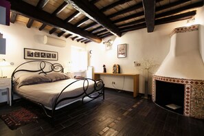 1 sovrum, strykjärn/strykbräda, wi-fi och sängkläder