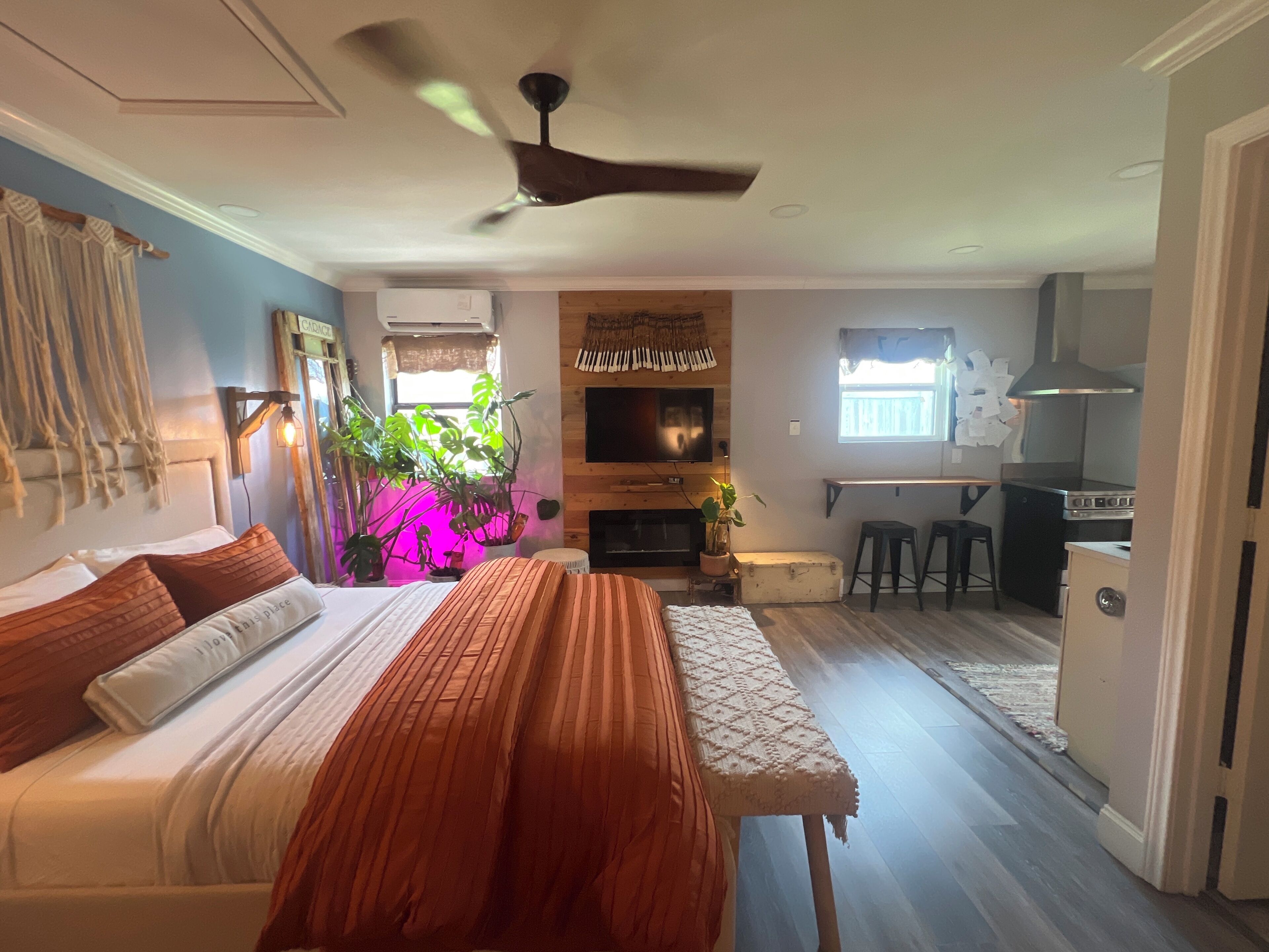 1 chambre, fer et planche à repasser, Wi-Fi, draps fournis