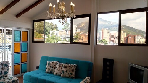 Great Penthouse Experience in San Antonio, with Cali views