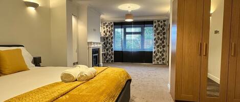 7 slaapkamers, een strijkplank/strijkijzer, gratis wifi, beddengoed