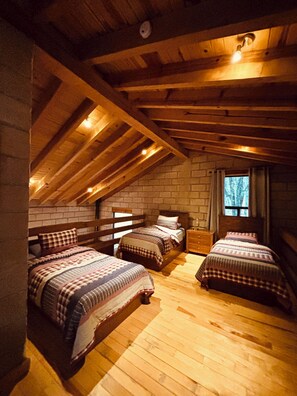 Room - A cabin nestled in 1 hectare of forest. Maximum Internet Speed (Starlink) (Amealco de Bonfil)