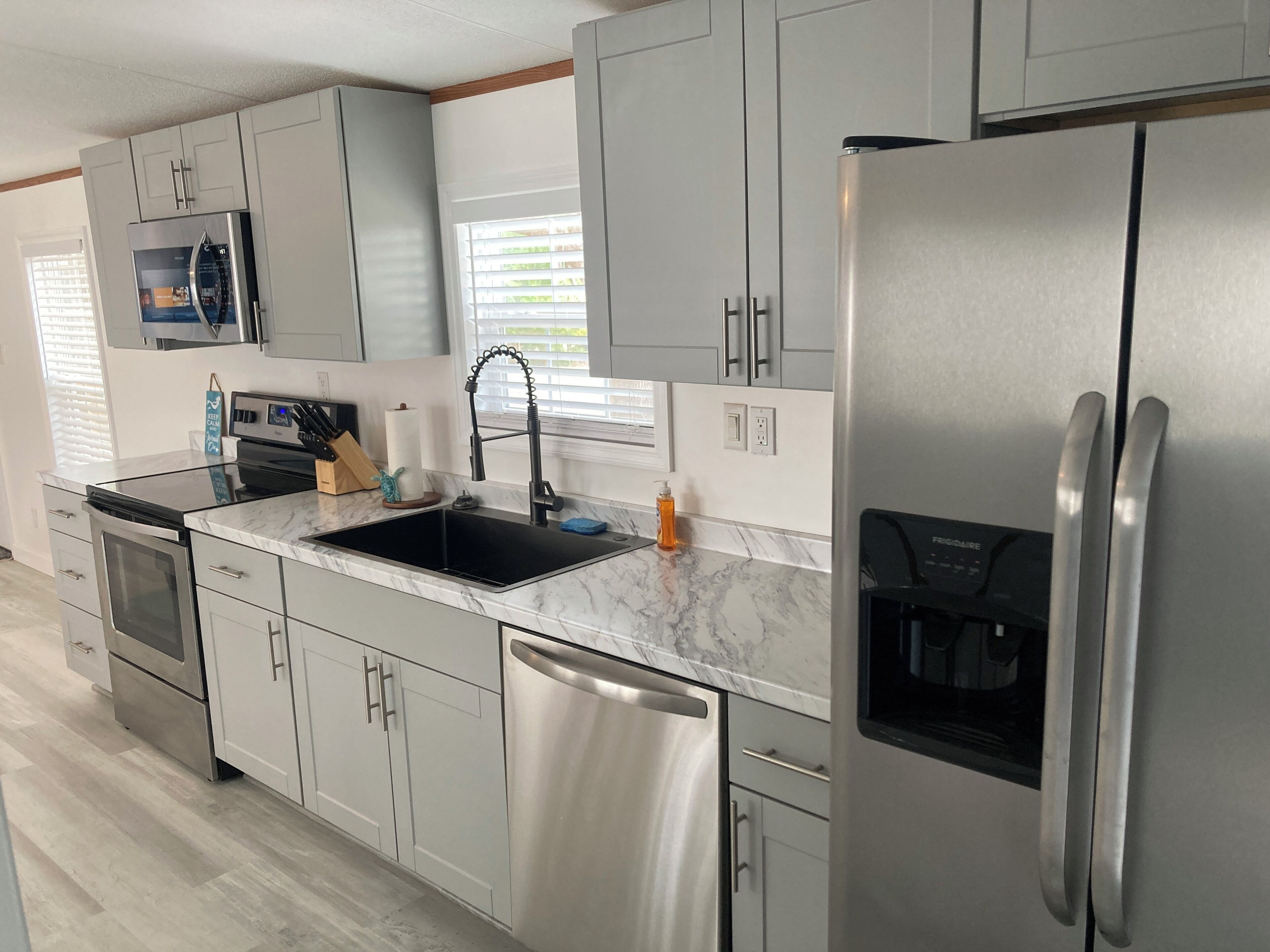 Oven, stovetop, dishwasher