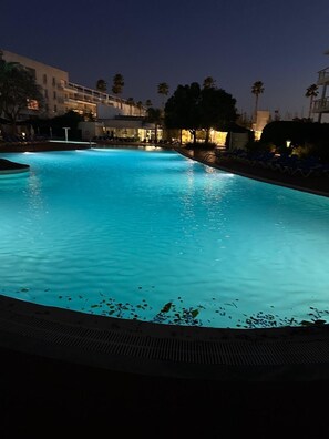 Udendørs pool