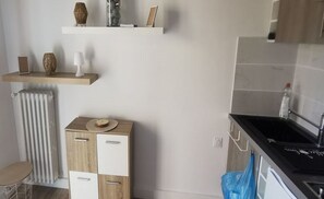 Microwave, stovetop