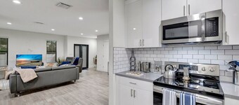 Townhome-10 mins to FTL Beach & Downtown