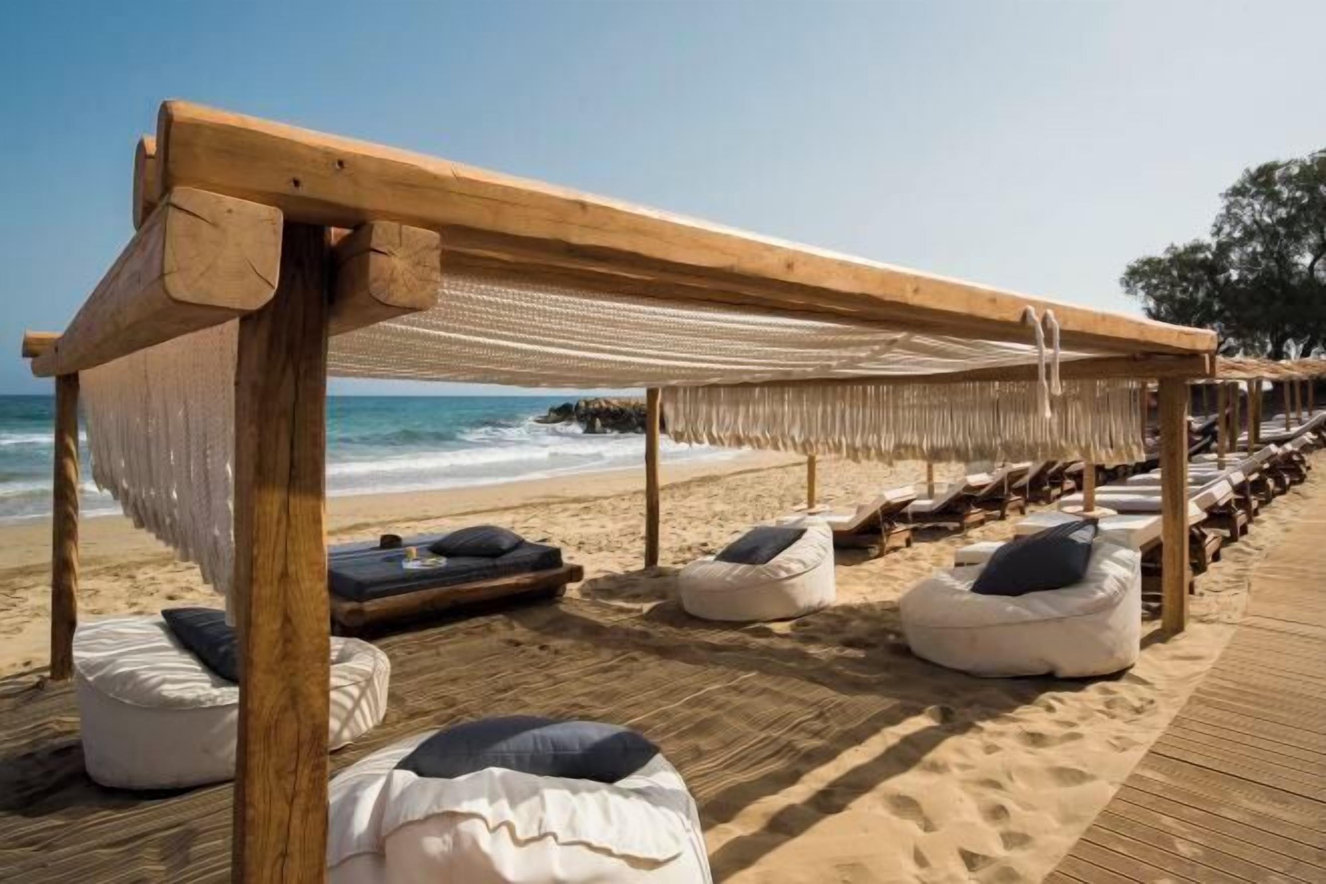 Private beach nearby, beach volleyball