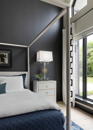 2 bedrooms, iron/ironing board, WiFi, bed sheets - IF Stay Collection is an exquisite and unexpected stand alone Row House. (Carriere)