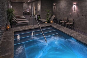 Piscine couverte, piscine extérieure