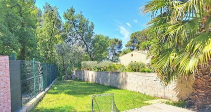 Charmante VILLA au Calme, jardin, ensoleillée, piscine à 10mn d Aix-en-Provence