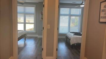 2 chambres, bureau, fer et planche à repasser, Wi-Fi gratuit