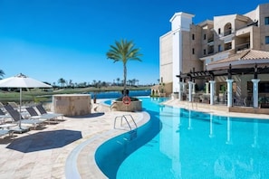 Unclassified image, 4 of 59, button - DoubleTree by Hilton La Torre Golf & Spa Resort (Murcia)