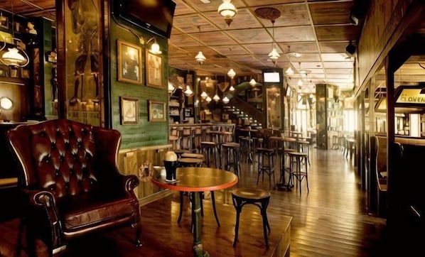 Bar (on property) - DoubleTree by Hilton La Torre Golf & Spa Resort (Murcia)