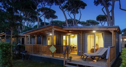 hu Park Albatros Village