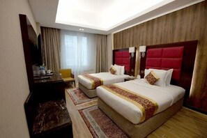 Cribs/infant beds