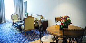 Room - Ramee Guestline Hotel (Muscat)