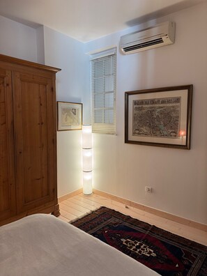 3 chambres, fer et planche à repasser, Wi-Fi gratuit, draps fournis