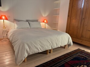 3 Schlafzimmer, Bügeleisen/Bügelbrett, kostenloses WLAN, Bettwäsche