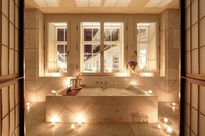 Bathroom - Hotel Cafe Royal (London)