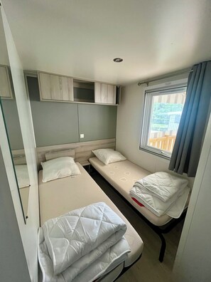 3 bedrooms