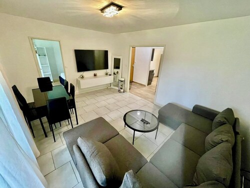  3-bedroom apartment ideally located north of Blois