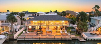 Curlew on the Bend: Key Allegro Canal Gem!