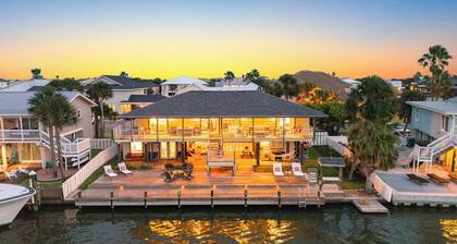 Curlew on the Bend: Key Allegro Canal Gem!