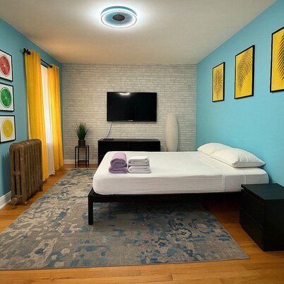 Blue style Room shared bathroom in Harlem Manhattan