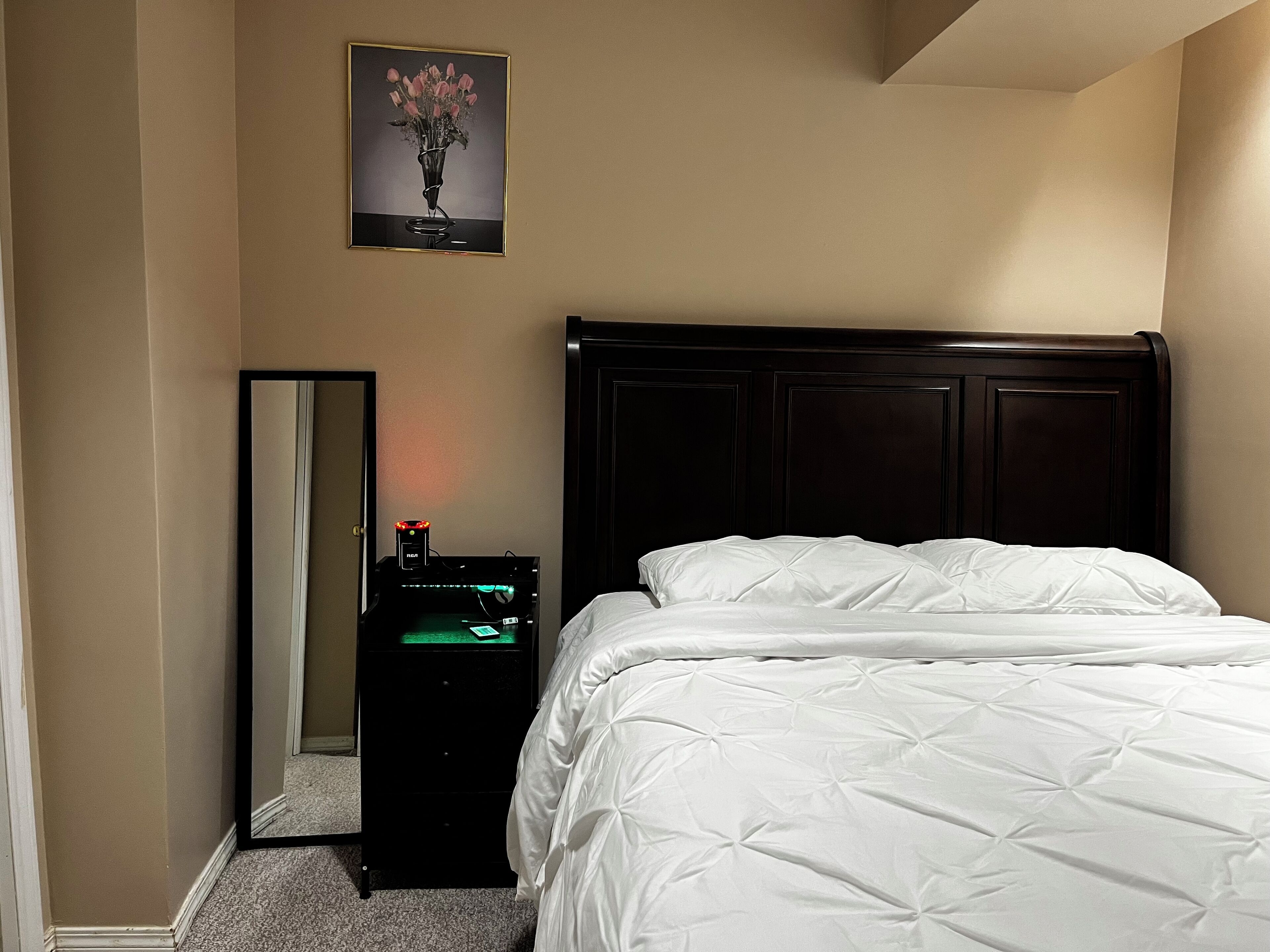 1 chambre, fer et planche à repasser, Wi-Fi gratuit, draps fournis