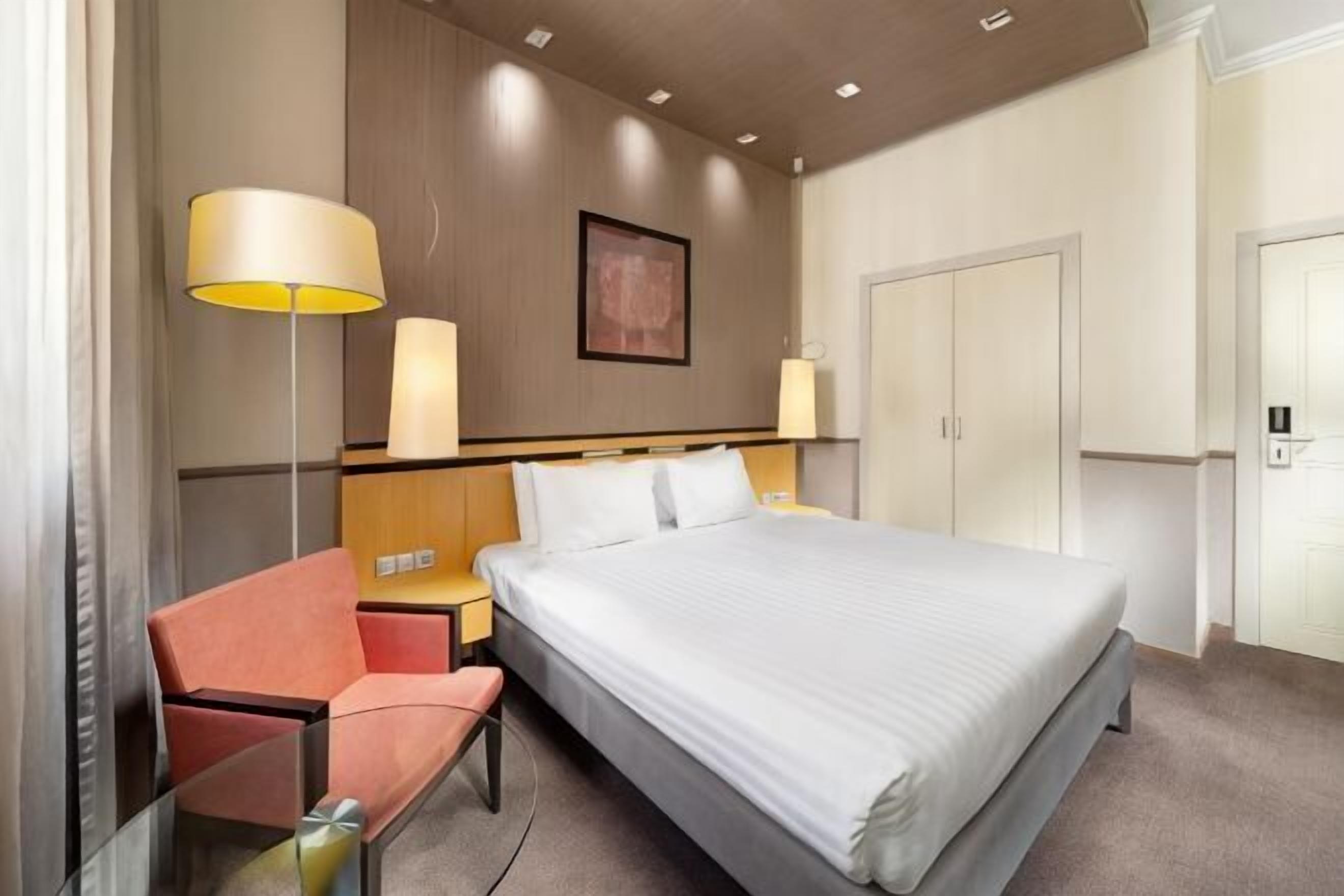 Cots/infant beds