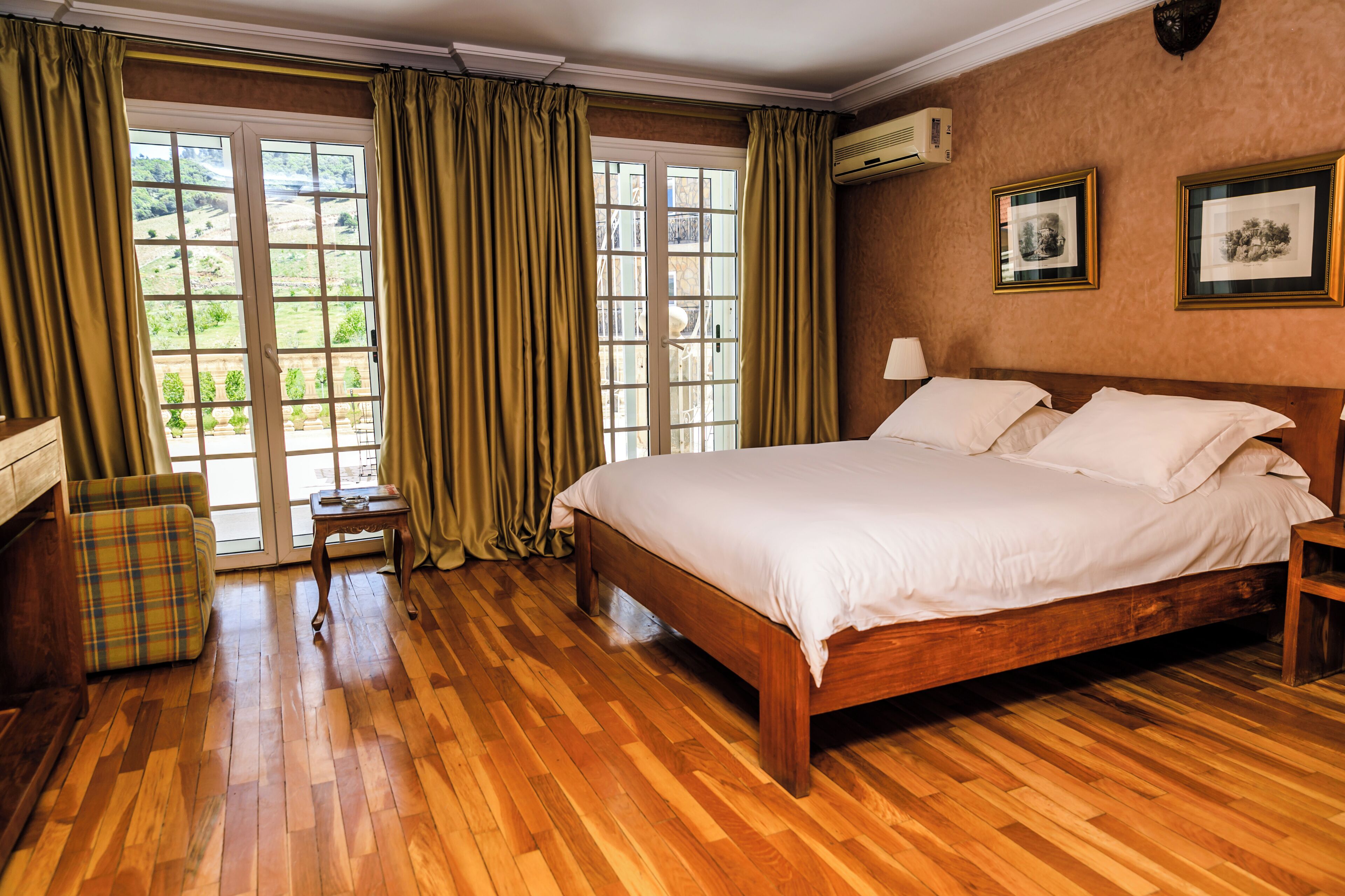 클래식 더블룸 | 객실 내 금고, 암막 커튼, 방음 설비, 무료 WiFi