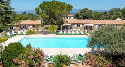 Maisonnette T2 en pierres au calme