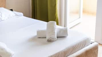 2 bedrooms, iron/ironing board, WiFi (free), bed sheets