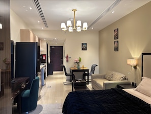 1 chambre, fer et planche à repasser, Wi-Fi, draps fournis