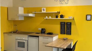 Comfort-Apartment, Stadtblick | Eigene Küche | Wasserkocher