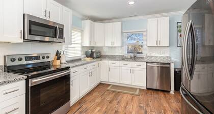 Modern And Cozy House In The Heart Of Hillsborough