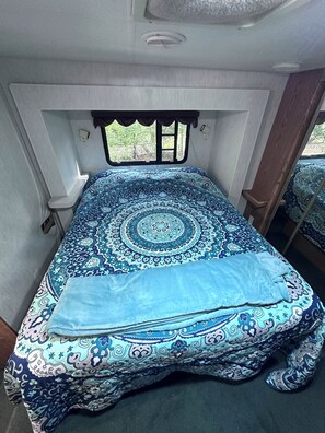 1 chambre, fer et planche à repasser, Wi-Fi gratuit, draps fournis