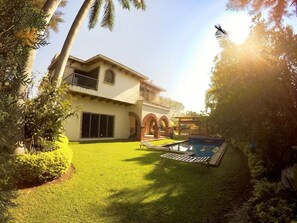 Exterior - Casa Grande Lomas de Cocoyoc (Fraccionamiento Lomas de Cocoyoc)