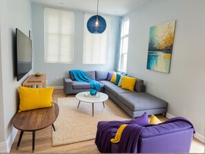 Apartment, 1 Bedroom | Living area - Melrose Rooftop Boutique Residences (Los Angeles)