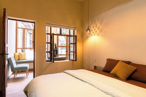1 bedroom, free WiFi, bed sheets, wheelchair access - Charming Apartment in Cuenca’s Historic Center– Quiet and Abundant Natural Light (Cuenca)