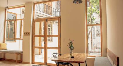 Charming Apartment in Cuenca’s Historic Center– Quiet and Abundant Natural Light